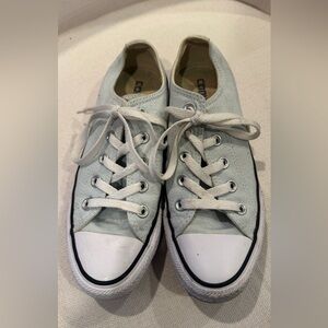 2 pairs of Converse sneakers blue / white size 7